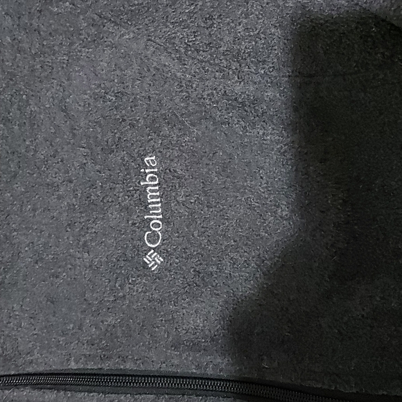 Women's  Columbia Zipup Sweater - Picture 2 of 5
